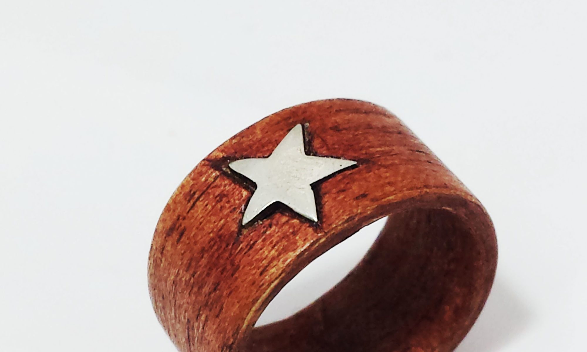 Anello wood silver star
